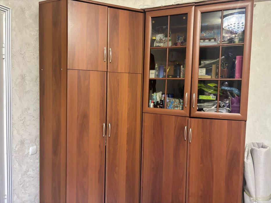 Продам шкаф угол