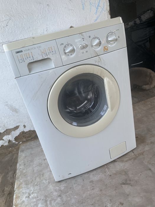 Стиральная машина Зануси