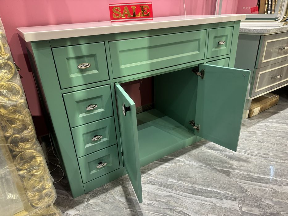 Комод. Тумба - Шкаф. Столешница: искуственный камень акриловый.