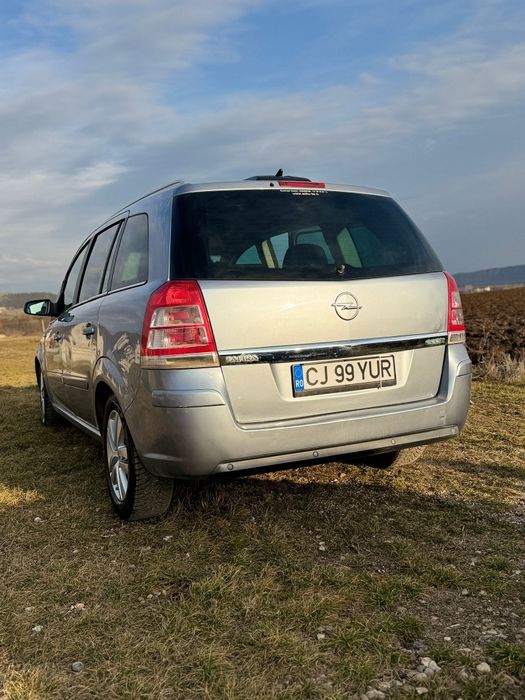Opel Zafira b 2010 1.7 diesel 125cp