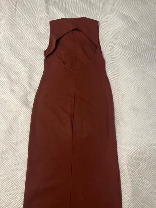 Платье ZARA,с разрезом на спине