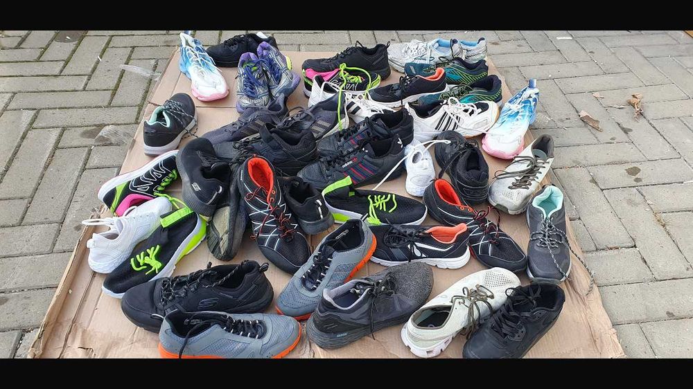 Vand Incaltaminte second hand