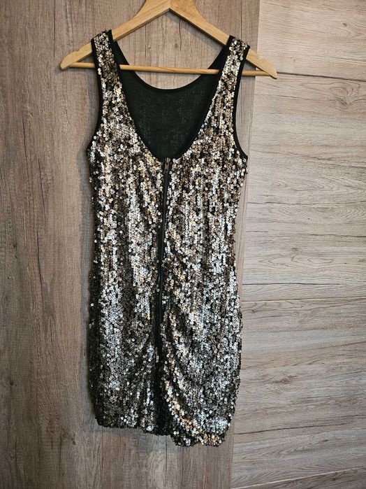 Дамски рокли официални