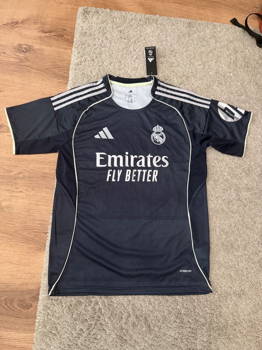 Tricou real madrid
