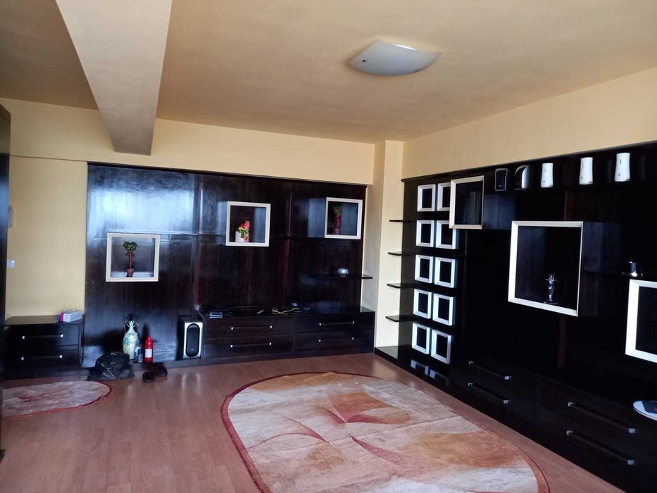 Inchiriez apartament Craiova - zona centrala