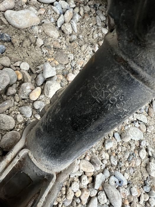 стойке передный амортизатор от Мазда 626 старушка