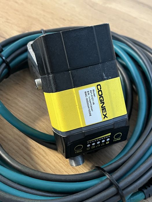 Scanner coduri de bare industrial Cognex 821-0127-1R si 821-0087-3R