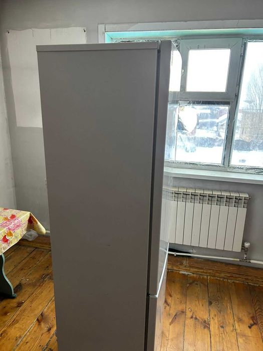 Холодильник в хорошем состоянии