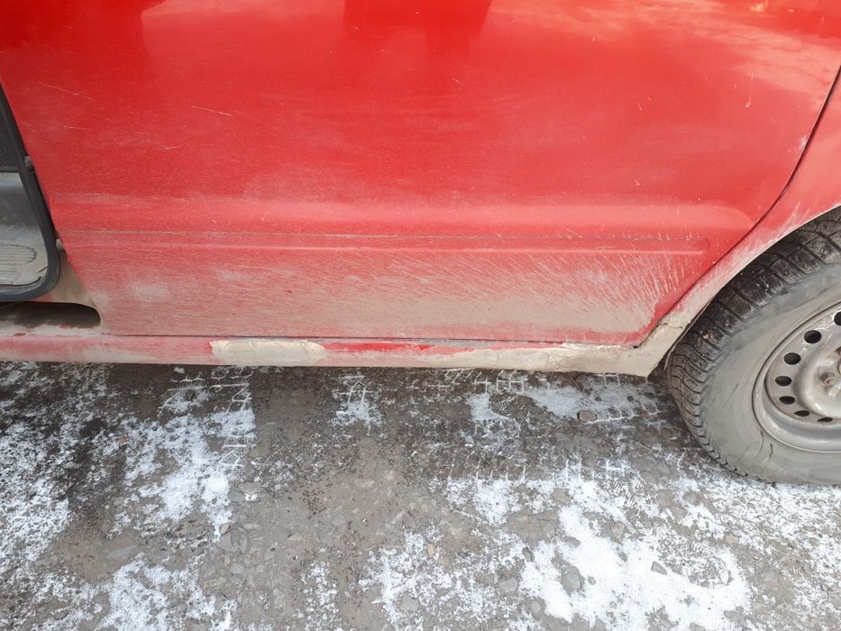 Продаю Nissan Serena