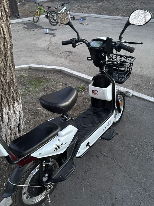 Продам электроскутер.