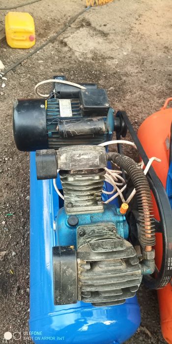 Компрессор воздушный масленый