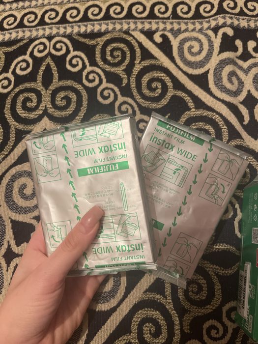 Продам фотопленки для instax wide