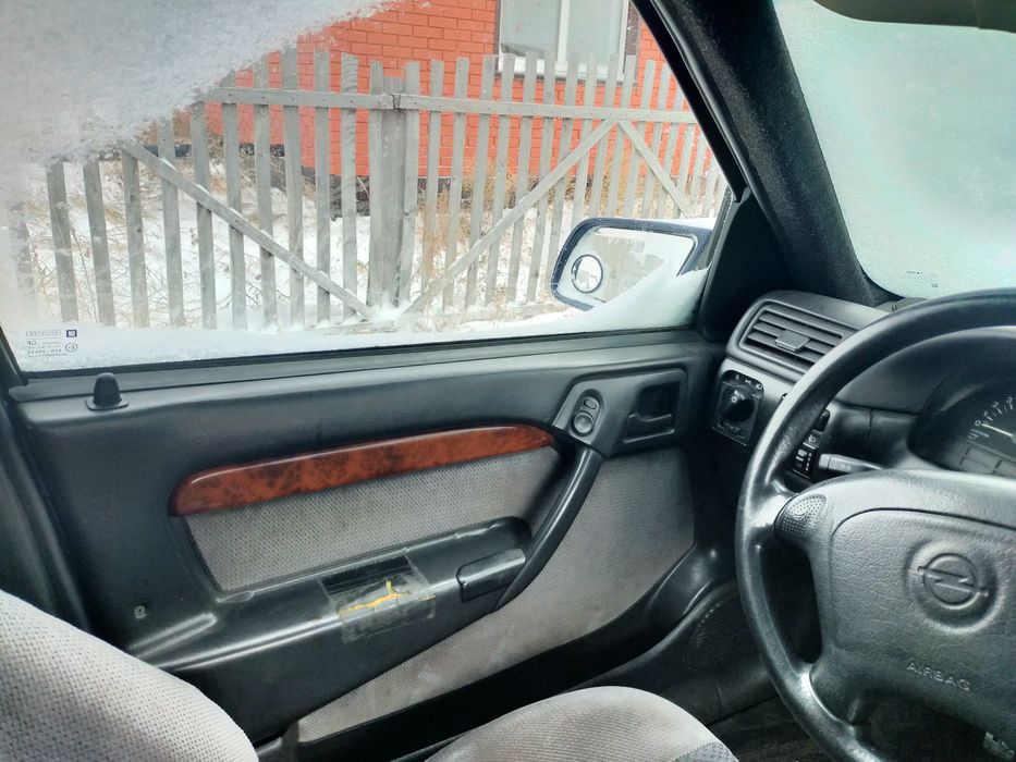 Опель вектра А 1994