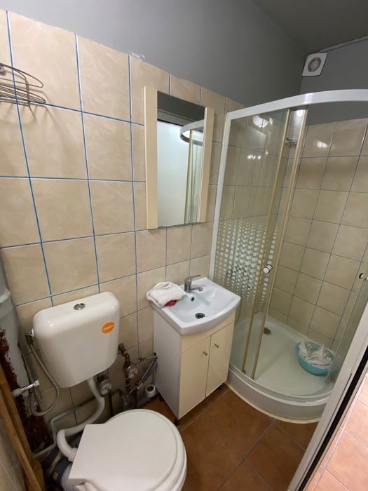 Proprietar garsoniera de vanzare etaj 1 UMT