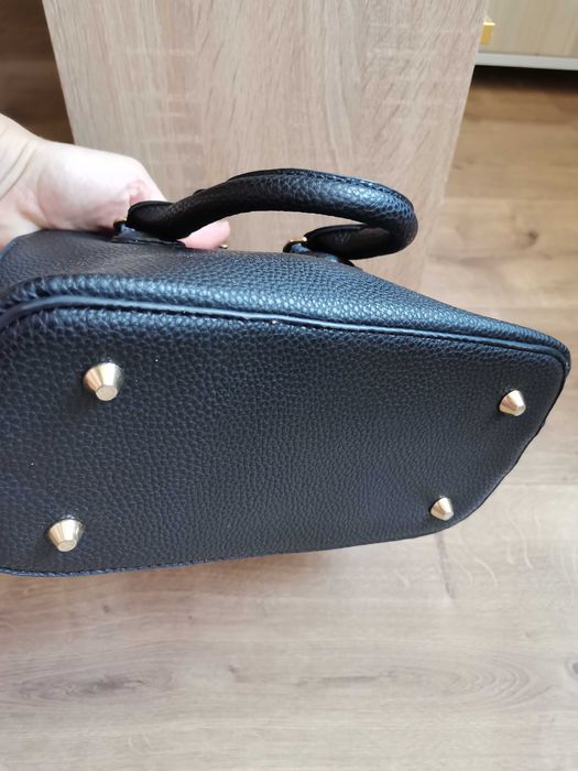 Дамска малка чанта