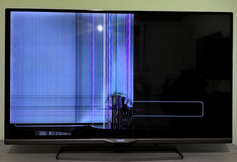 Philips 42PFH6309/88 42" Smart TV/3D Ambilight – за части / ремонт