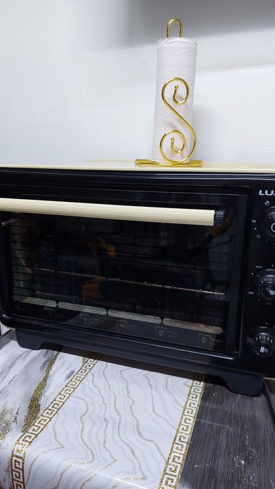 Продам Духовой шкаф Luxell.