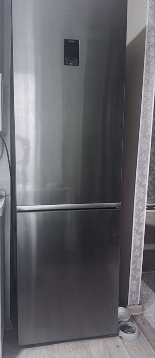 Продам холодильник Samsung