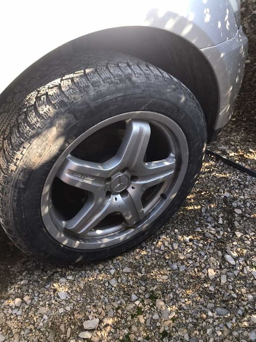 Продавам оригинални джанти за Мерцедес АMG 20 цола.