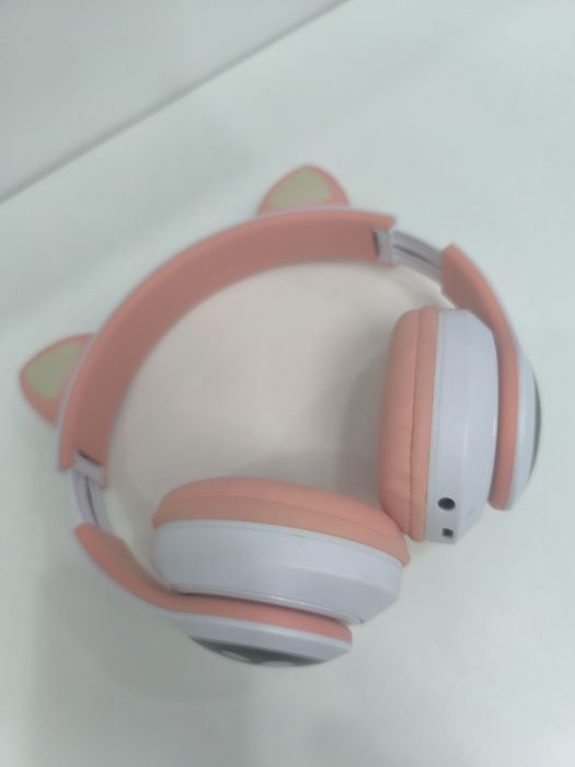 Продается Наушник,в отличном состоянии.Цена - 2000т