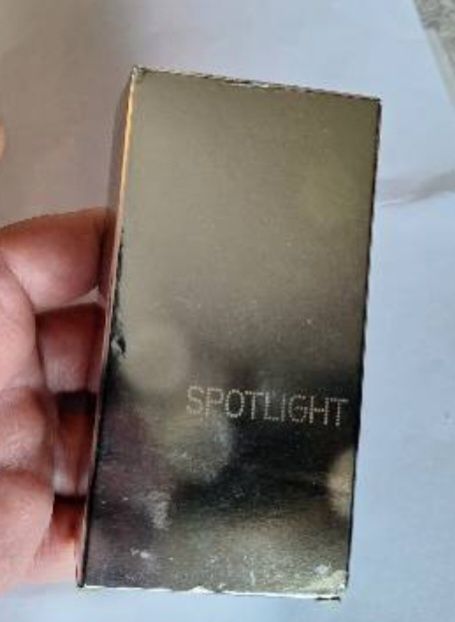 Продавам парфюм на Avon Spotlyght