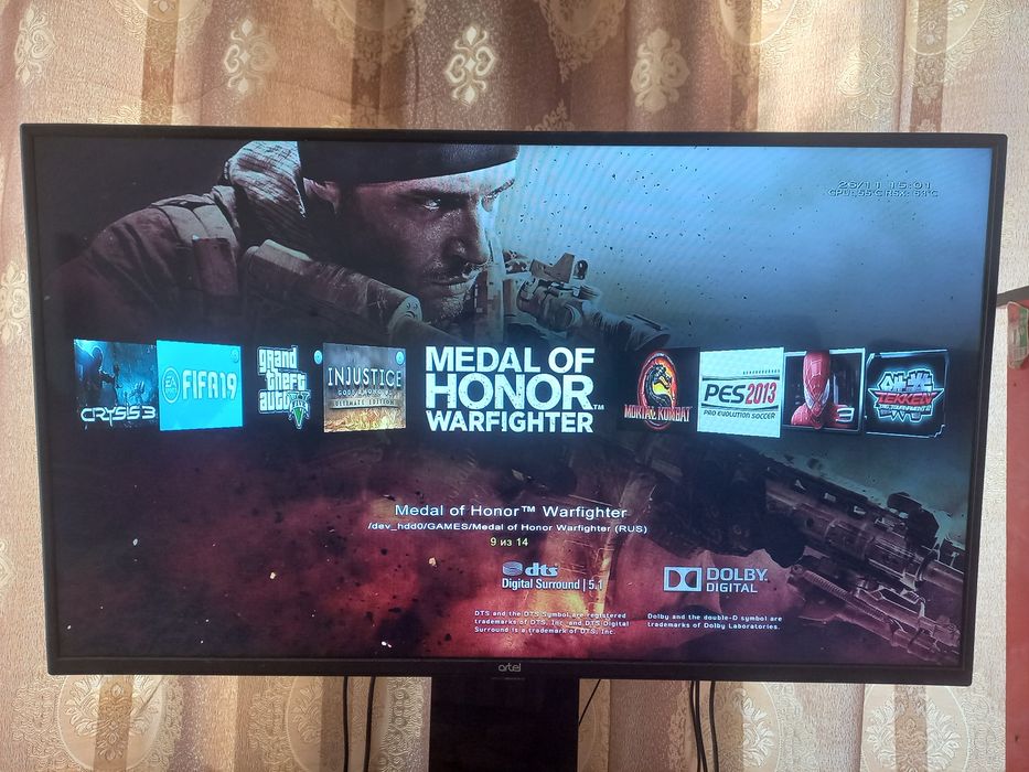 PS3 slim ideal holati proshivka bo"gan o'yinlari bor 2 djoystik bor.