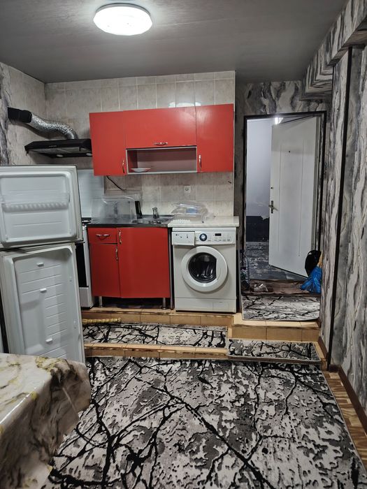 Сдаётся квартира на Чиланзаре 20квартале всем 1*2комнатная 350$сем