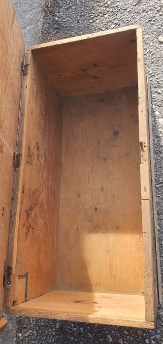 Старинна ракла сандък