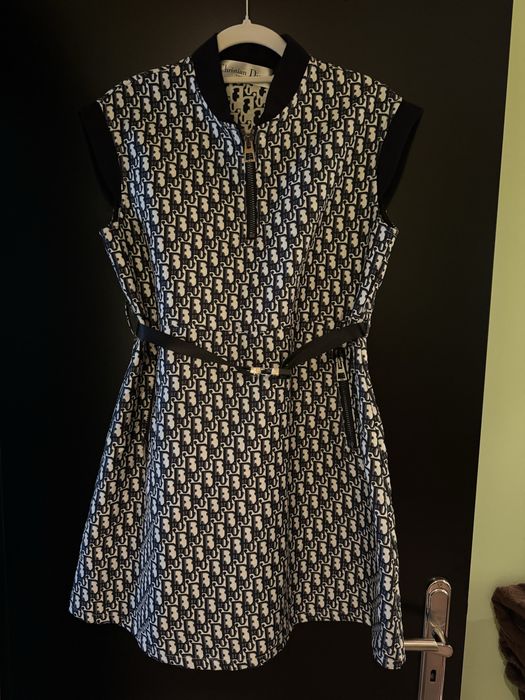 Twinset рокля и чанта комплект и Dior рокля