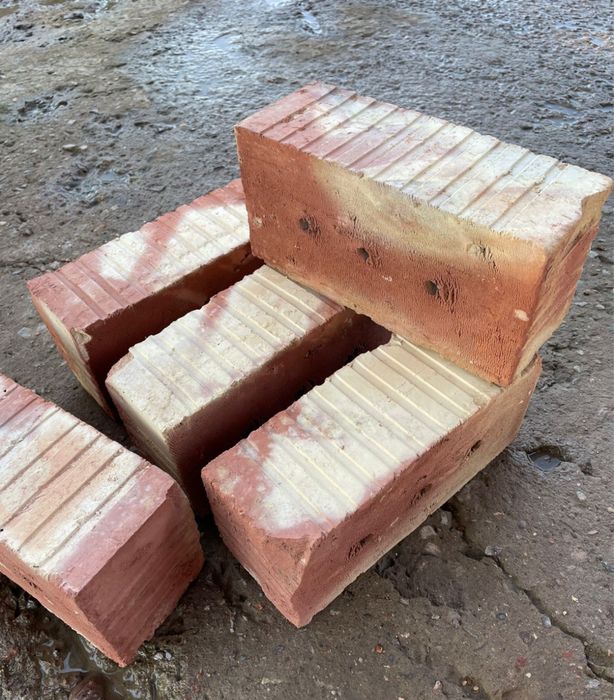 Кирпич красный одинарный