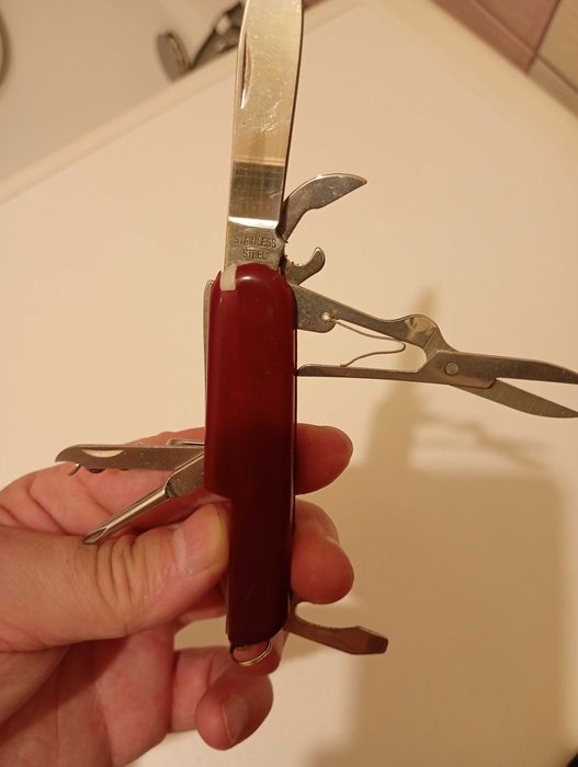 Briceag 7 functii