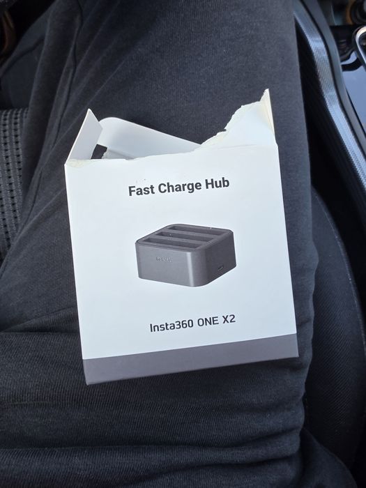 Fast charge hub insta360 One x2