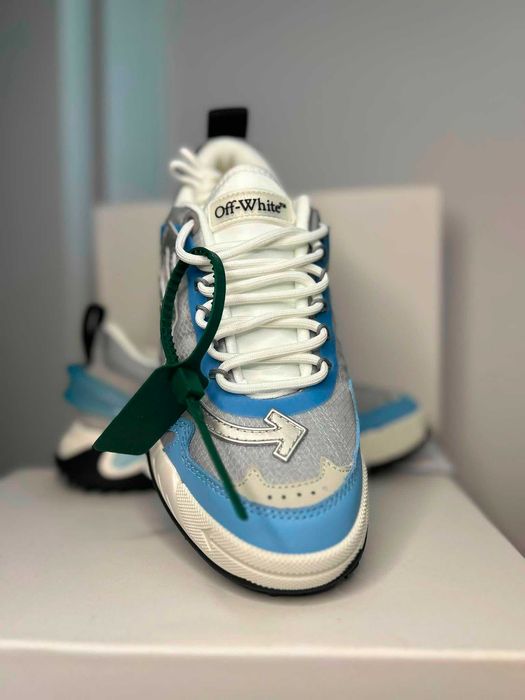 Adidasi Off White albi