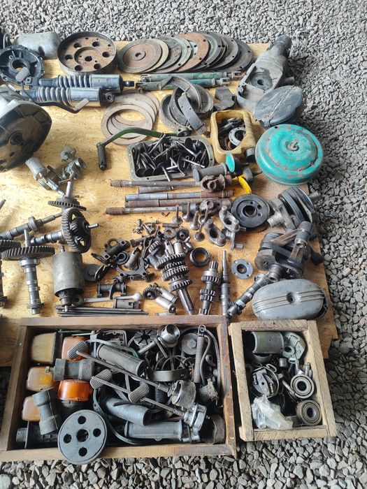 Продаются Запчясти на Урал
