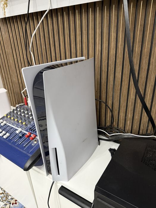 Playstation5,состояние отличное