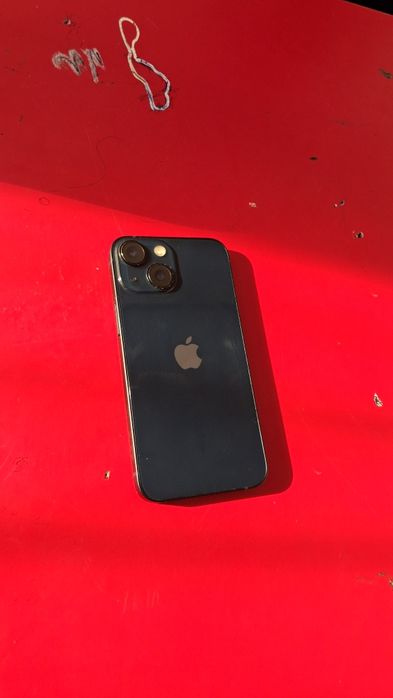 Vand iPhone 13 Mini 128gb