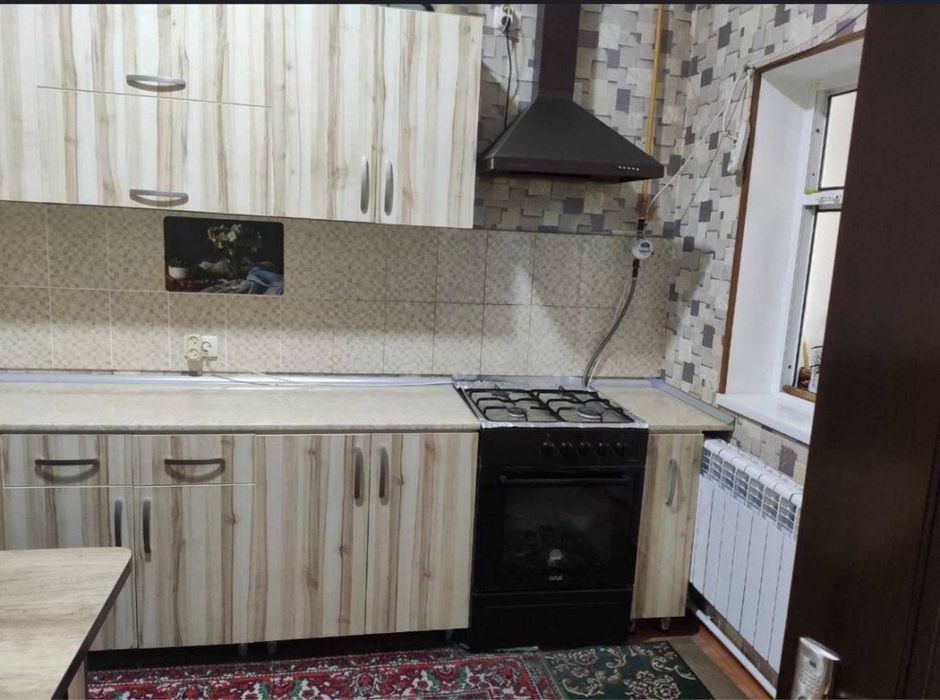 Срочно продается 2/1/5 61 м2 буюк ипак йули