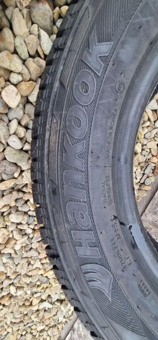 Anvelopa Vredestein 215/65 R16C Dunlop 215/45 R17 Hankook 205/65 16C