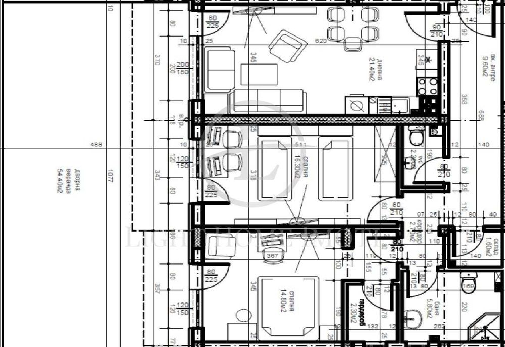 Реф. 2725 Тристаен Просторен Апартамент с Двор