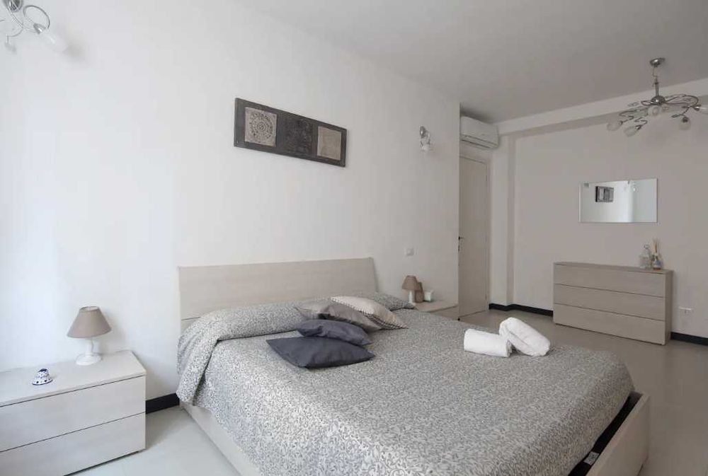 Дава се под наем Двустаен апартамент в Пловдив, Център - 69 кв.м за 290.7 € - Снимка #4