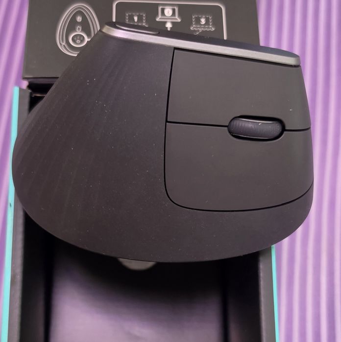 Безжична мишка Logitech MX Vertical