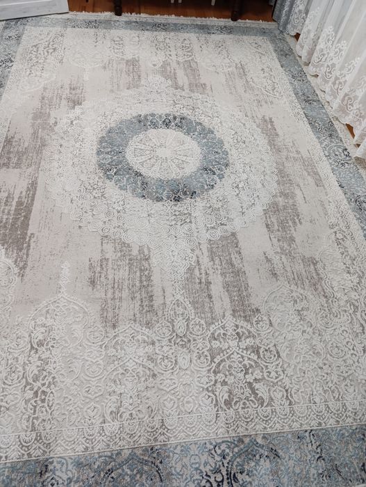 Продам ковёр  в хорошем состоянии