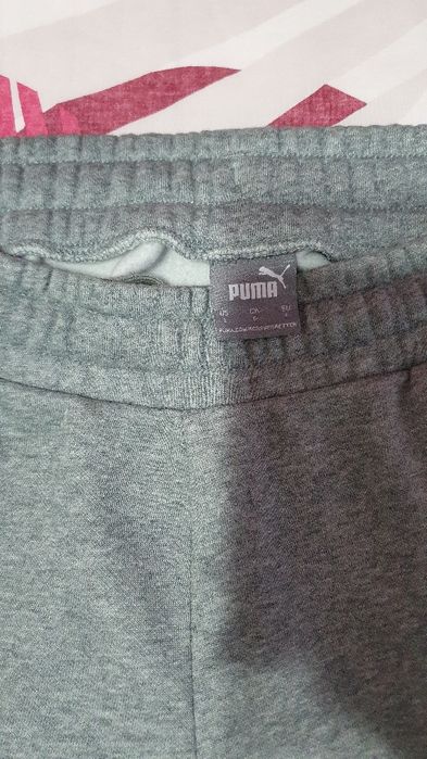Pantloni trenic marca Puma marimea L.