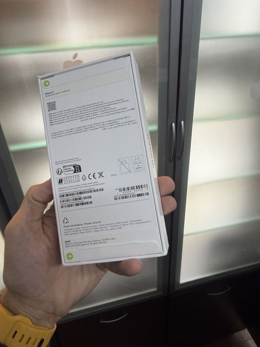 Vand Iphone 17 512Gb black Nou(Sigilat)