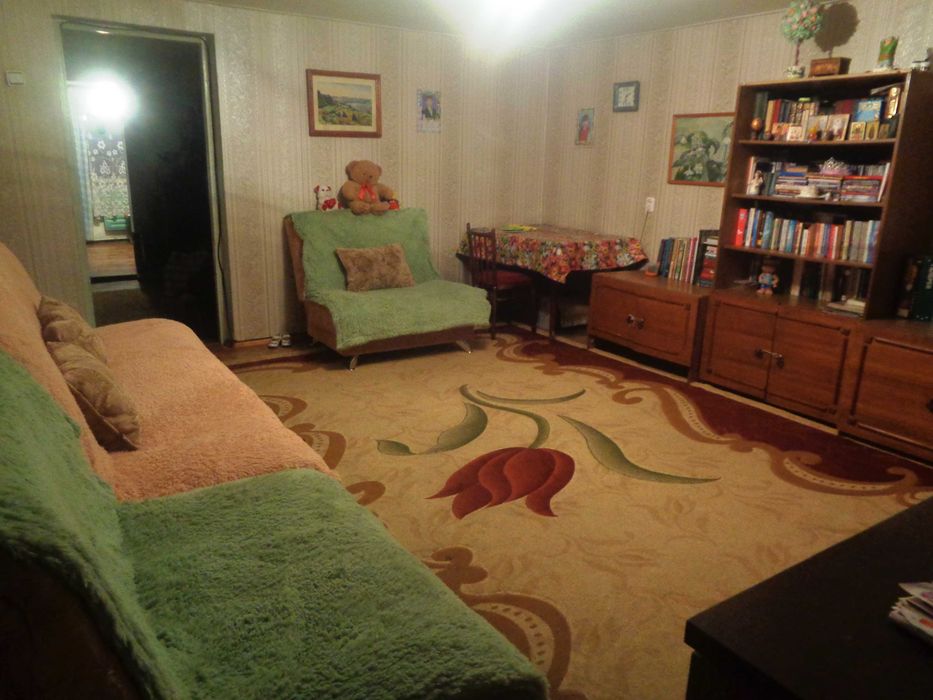 продам двухэтажный дом