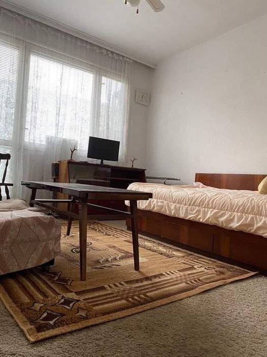 Дава се под наем Двустаен апартамент в Варна, Трошево - 67 кв.м за 358 € - Снимка #3