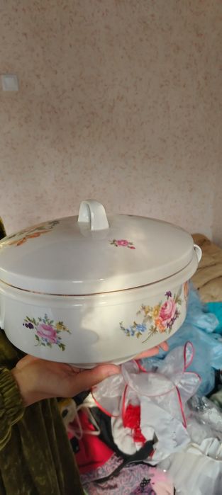 Продаётся посуда советских времён цена договорная