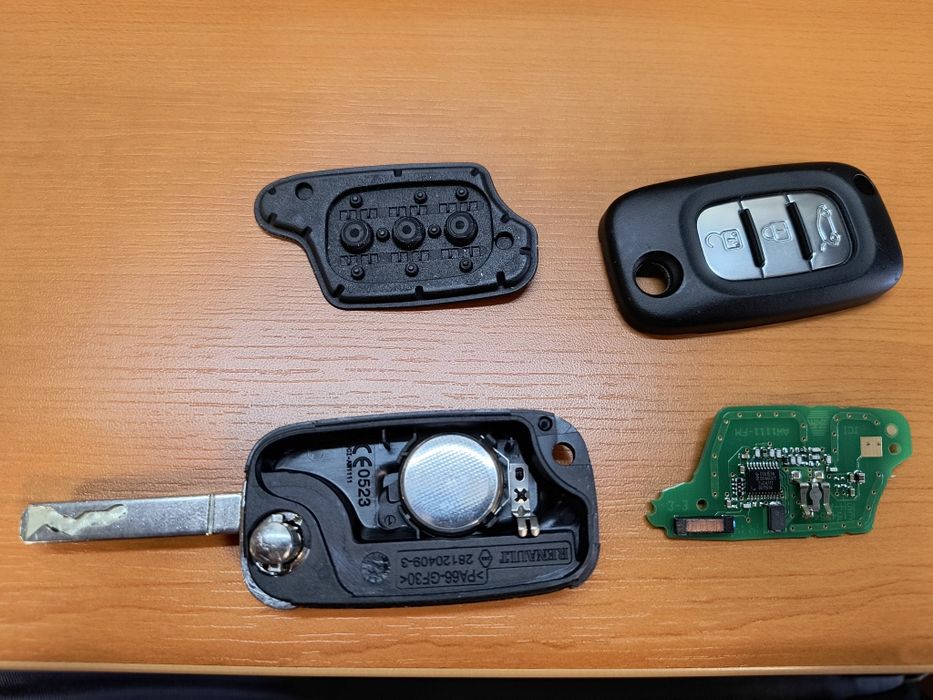 Ключ Рено Renault