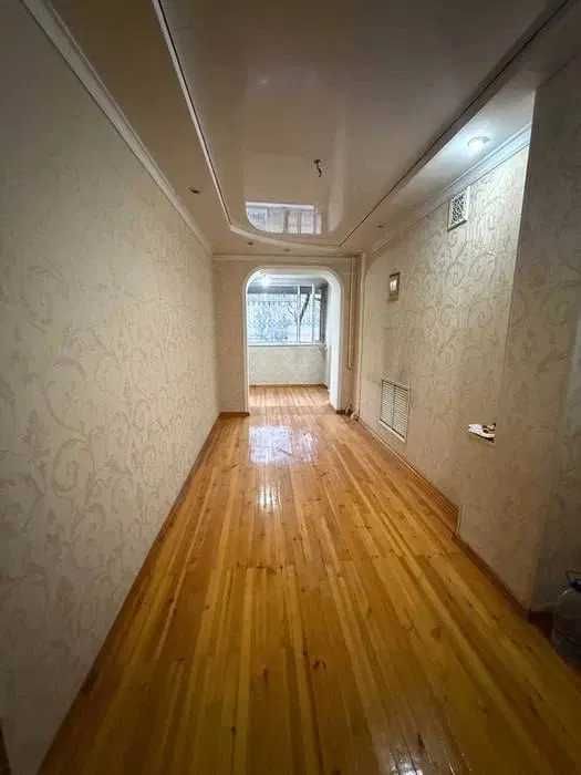 Эльбек 3/2/4 77-серия Кирпич 2-балкона Срочно 83квм