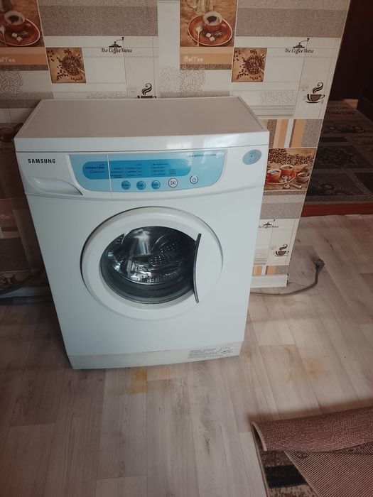 Продам стиральную машину